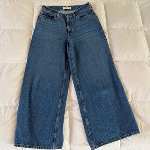 High Rise Wide Leg Jean